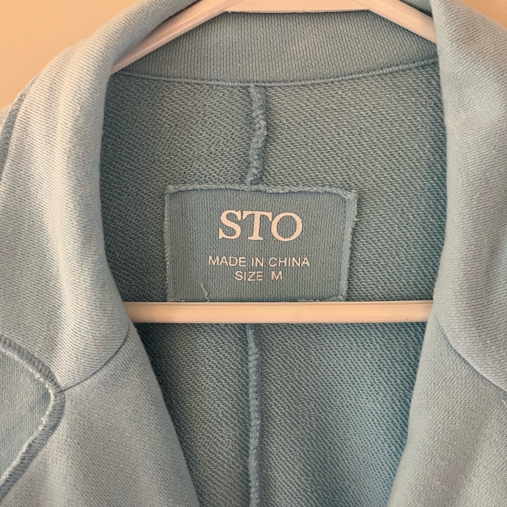Lightweight Soft Jacket - Picture 3 of 3